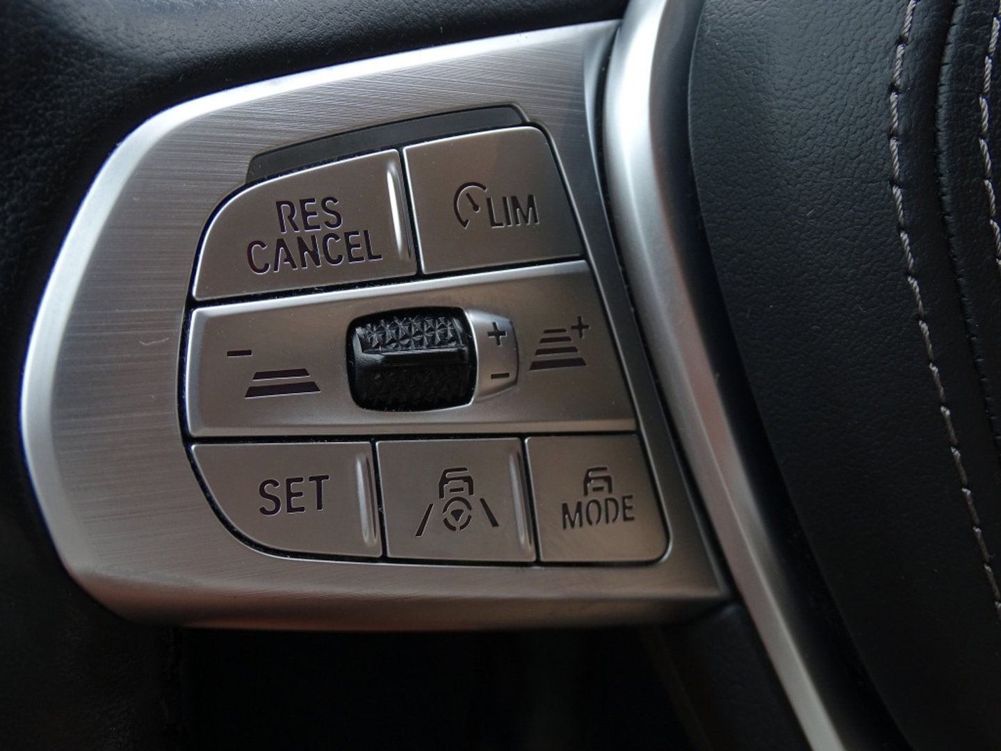 BMW 7 Serie 745e 394PK / M-Individual / ACC / Softclose / Laser / 360°