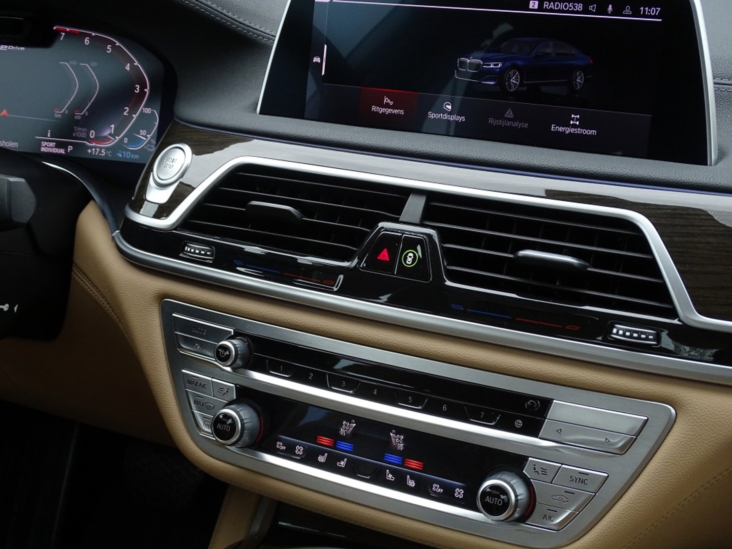 BMW 7 Serie 745e 394PK / M-Individual / ACC / Softclose / Laser / 360°