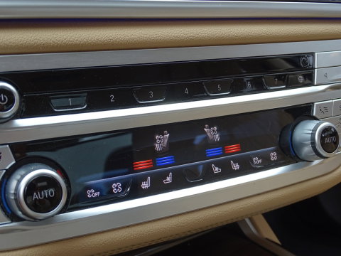BMW 7 Serie 745e 394PK / M-Individual / ACC / Softclose / Laser / 360°