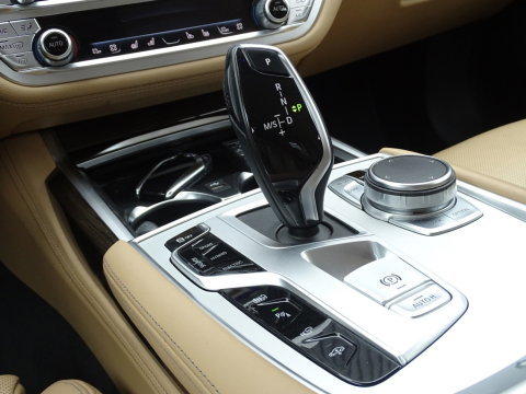 BMW 7 Serie 745e 394PK / M-Individual / ACC / Softclose / Laser / 360°