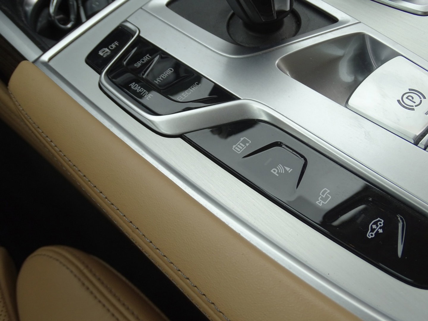 BMW 7 Serie 745e 394PK / M-Individual / ACC / Softclose / Laser / 360°