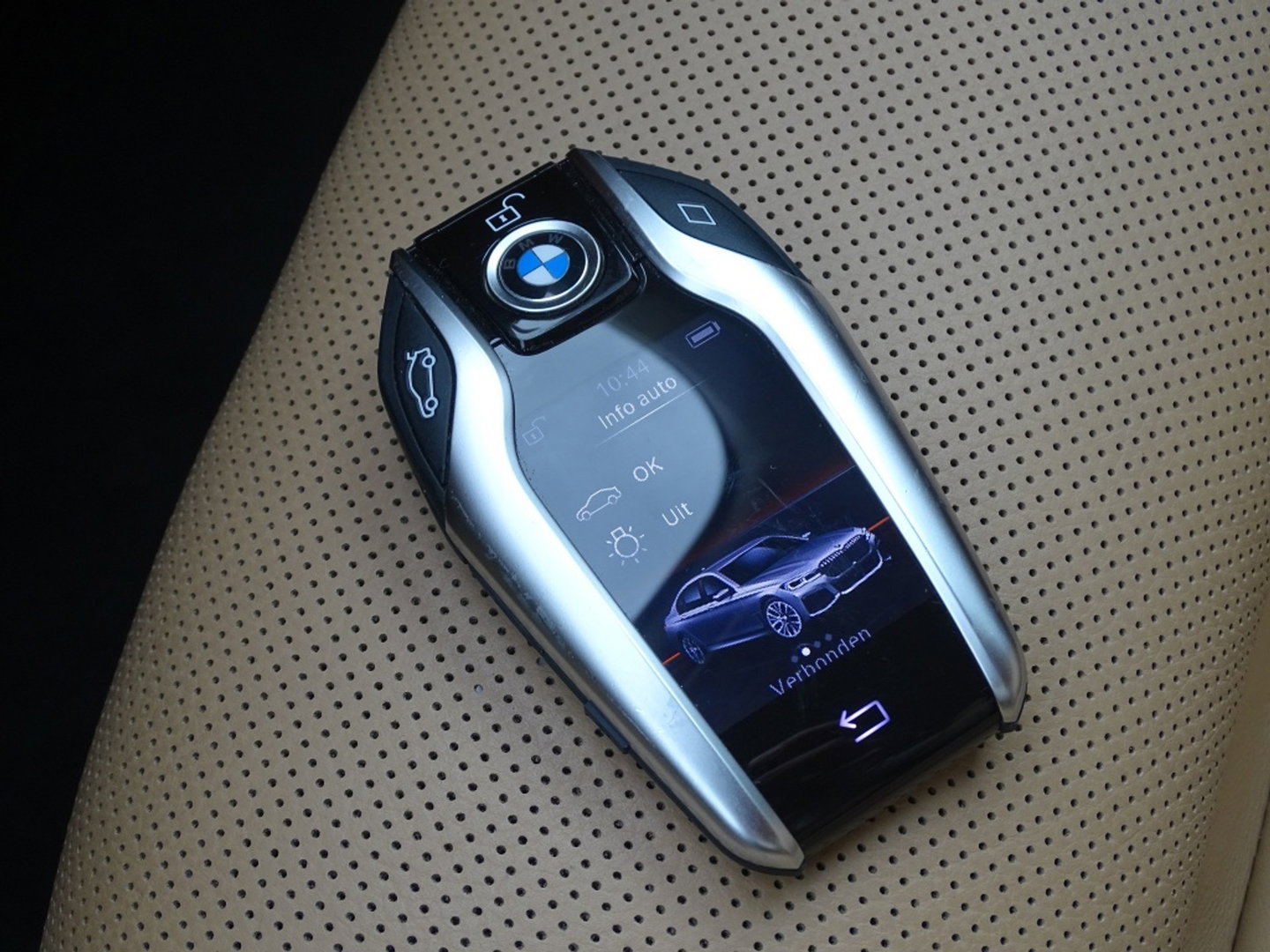 BMW 7 Serie 745e 394PK / M-Individual / ACC / Softclose / Laser / 360°