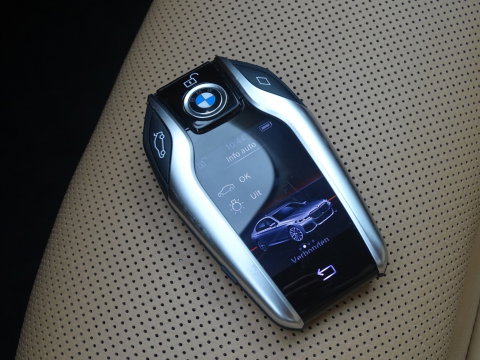 BMW 7 Serie 745e 394PK / M-Individual / ACC / Softclose / Laser / 360°