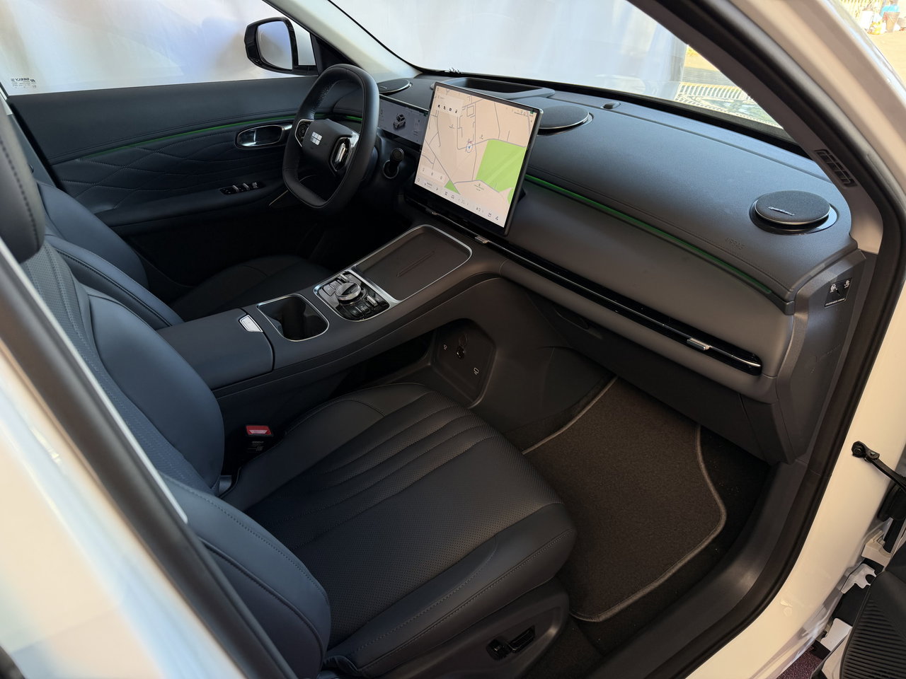 Geely Starray EM-i