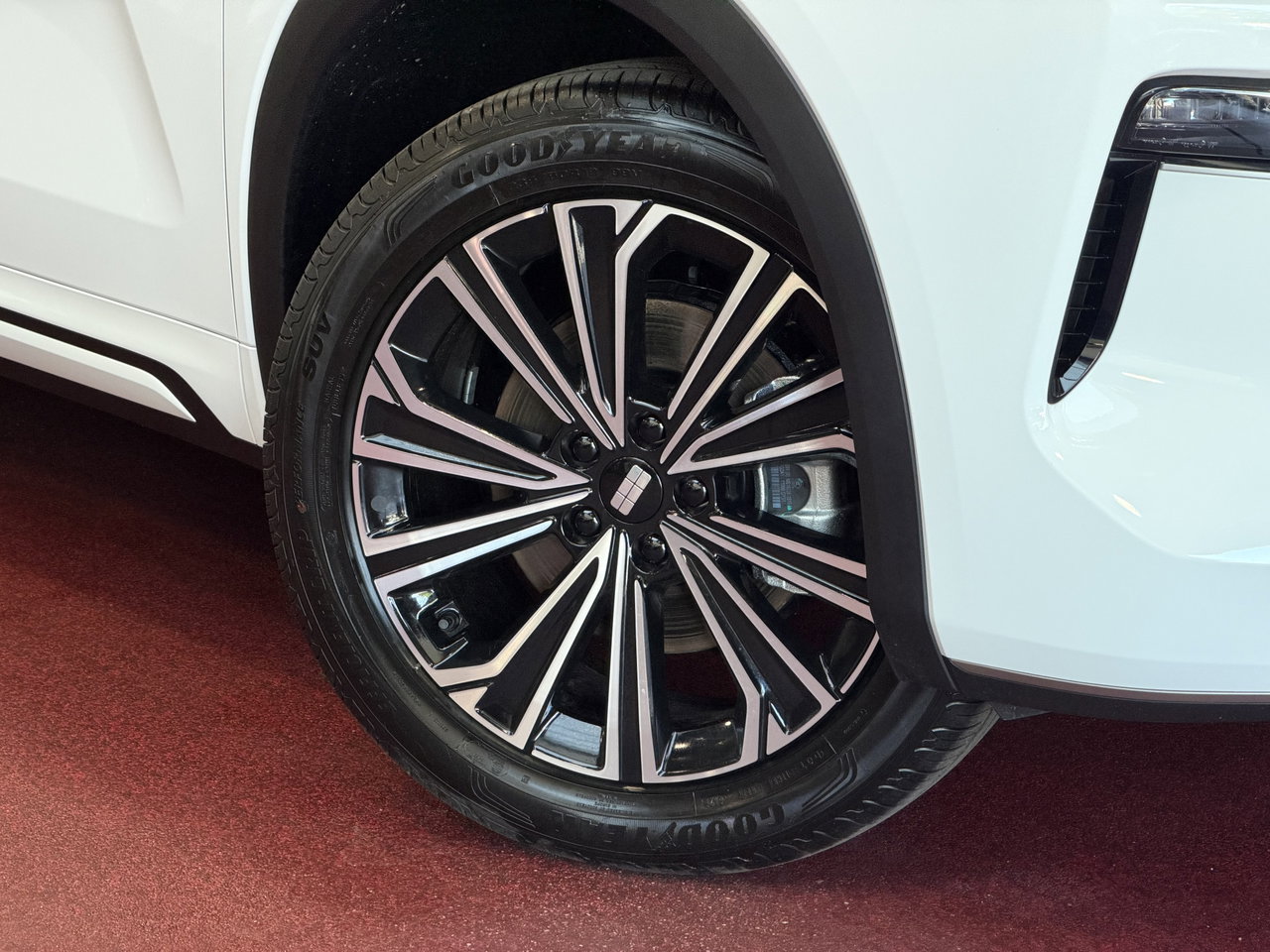 Geely Starray EM-i