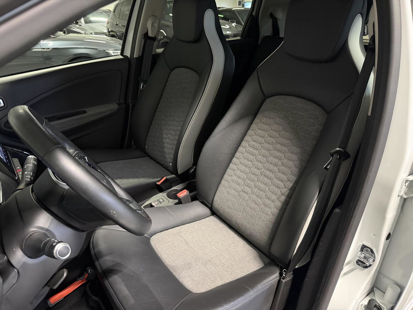 Renault ZOE R135 Intens 52 kWh Koopaccu Snelladen Camera NAP