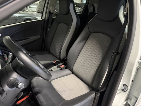 Renault ZOE R135 Intens 52 kWh Koopaccu Snelladen Camera NAP