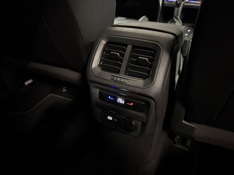 Volkswagen Tiguan 1.5 TSI R-Line Pano Virtual Harman Kardon