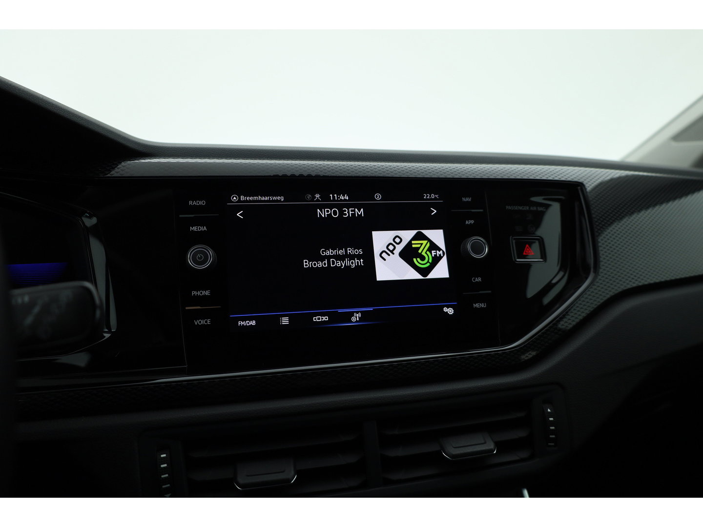 Volkswagen Polo 1.0 TSI Life Business | Rijklaar! ! | Dig. Cockpit | Adapt. Cruise | LED | Stoelverw. | Navi | PDC V+A | Apple CarPlay & Android Auto