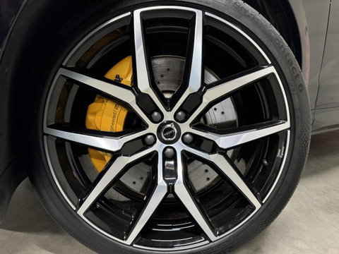 Volvo XC60 2.0 T8 AWD Polestar Engineered H/K Pano HUD ACC