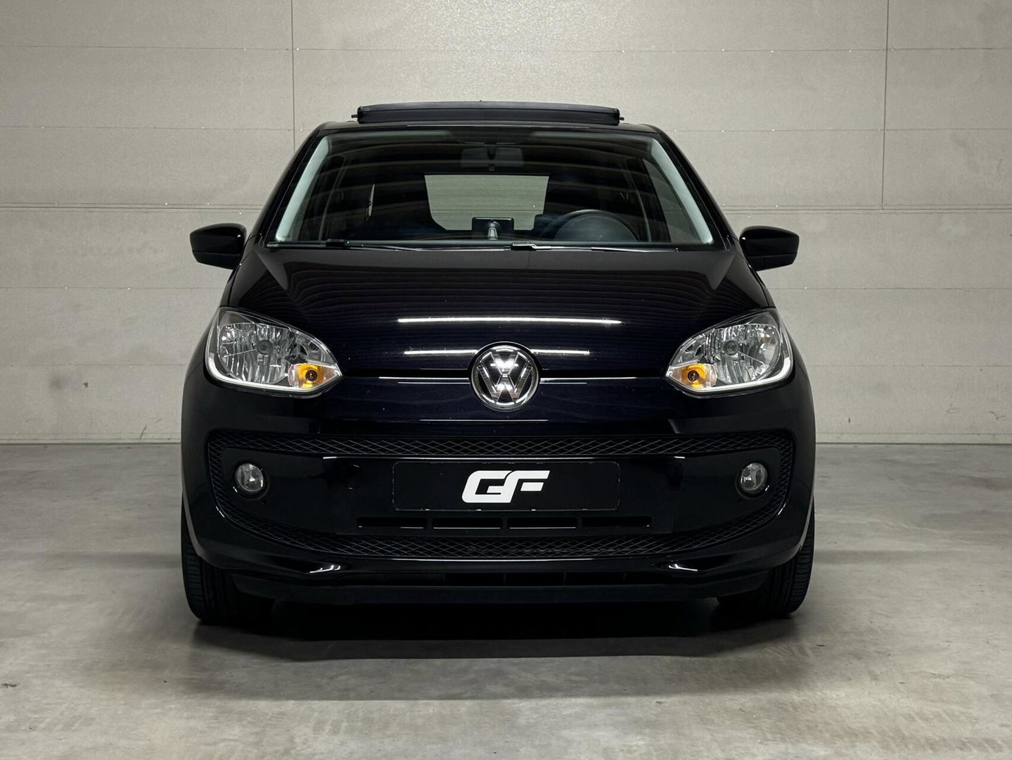Volkswagen up! 1.0 Black up! Pano Navi 75PK Stoelverw.