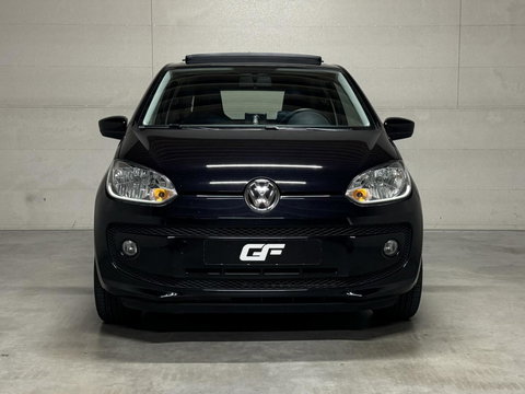 Volkswagen up! 1.0 Black up! Pano Navi 75PK Stoelverw.