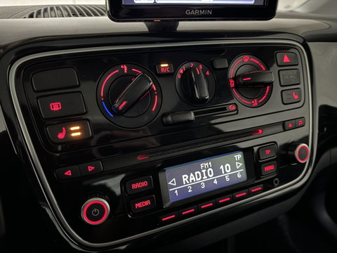Volkswagen up! 1.0 Black up! Pano Navi 75PK Stoelverw.