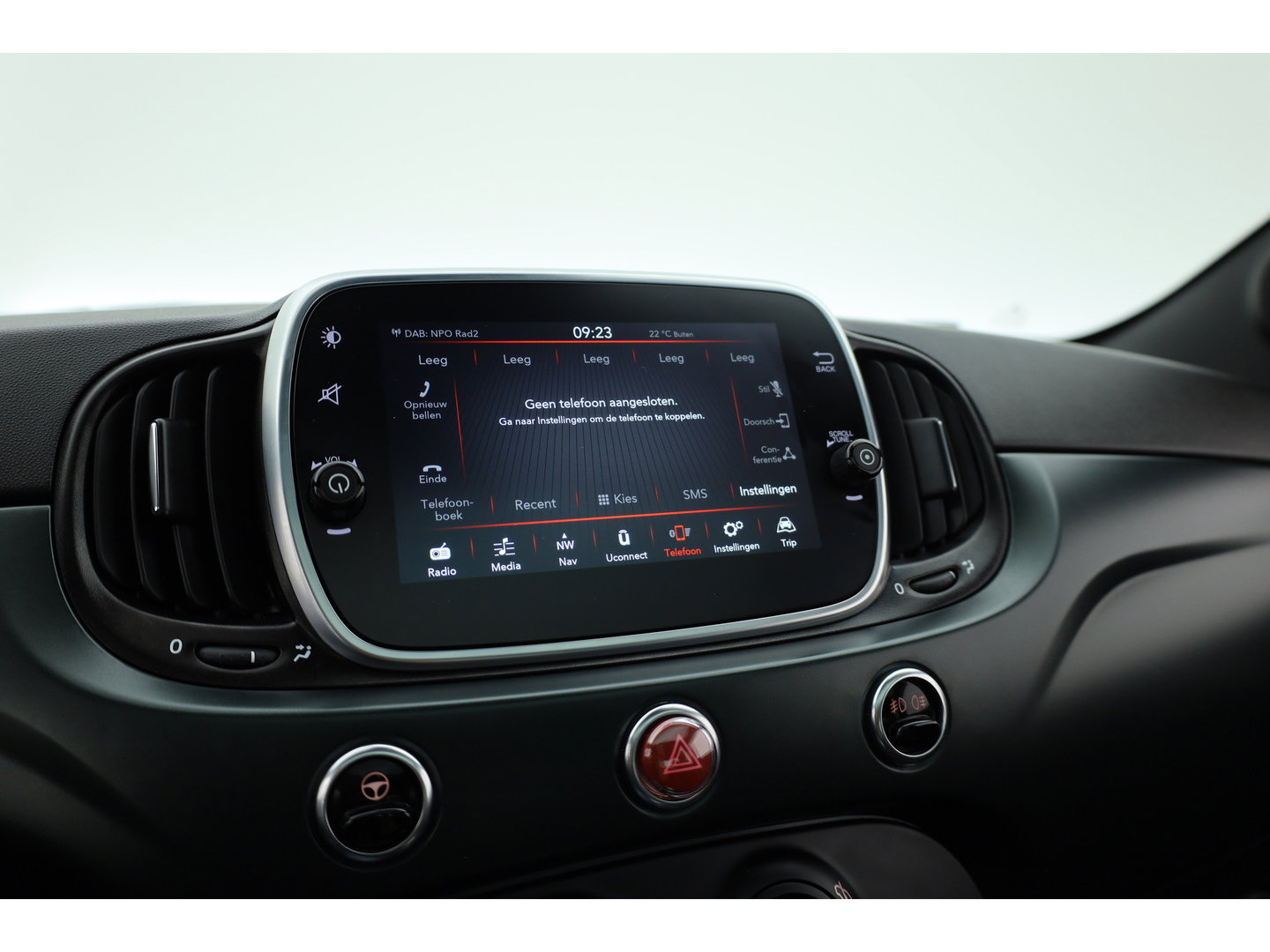 Fiat 500 1.0 Hybrid RockStar | Rijklaar!! | Pano | Cruise Contr. | DAB | Apple CarPlay | PDC+A | 16''