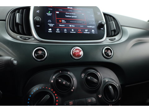 Fiat 500 1.0 Hybrid RockStar | Rijklaar!! | Pano | Cruise Contr. | DAB | Apple CarPlay | PDC+A | 16''
