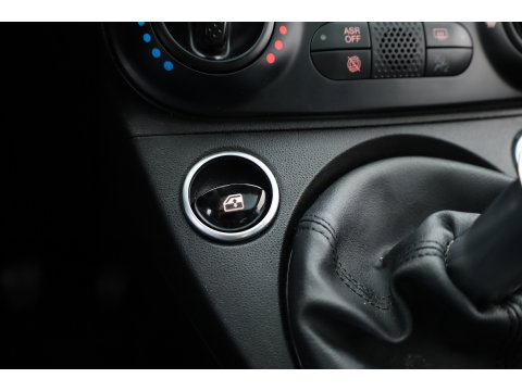 Fiat 500 1.0 Hybrid RockStar | Rijklaar!! | Pano | Cruise Contr. | DAB | Apple CarPlay | PDC+A | 16''