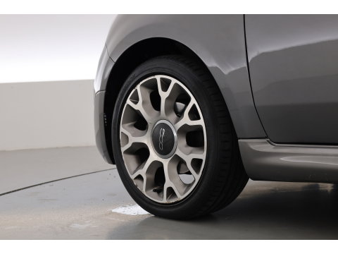 Fiat 500 1.0 Hybrid RockStar | Rijklaar!! | Pano | Cruise Contr. | DAB | Apple CarPlay | PDC+A | 16''