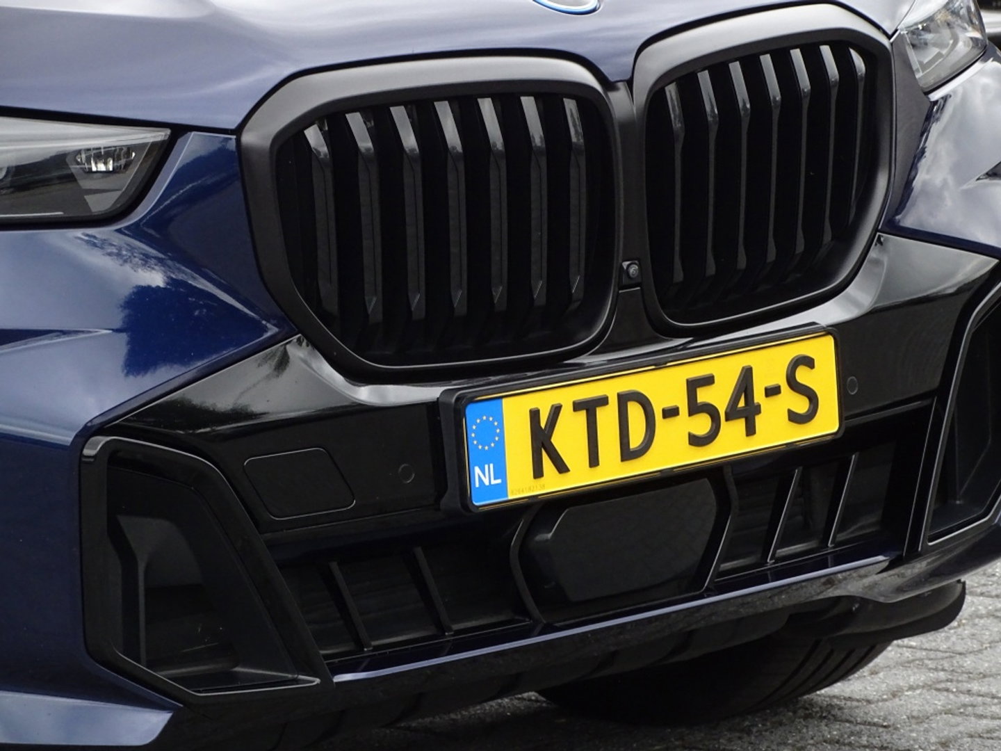 BMW X5 50e 490PK X-Drive M-Sport PRO / Individual / M-stoel / Carbon / Harman Kardon