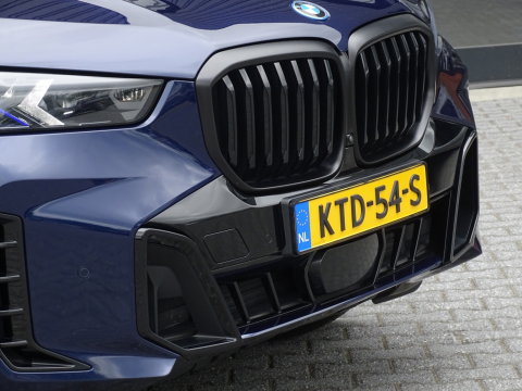 BMW X5 50e 490PK X-Drive M-Sport PRO / Individual / M-stoel / Carbon / Harman Kardon