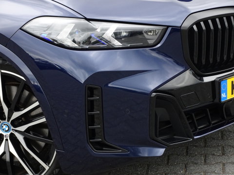BMW X5 50e 490PK X-Drive M-Sport PRO / Individual / M-stoel / Carbon / Harman Kardon