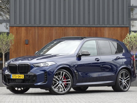 BMW X5 50e 490PK X-Drive M-Sport PRO / Individual / M-stoel / Carbon / Harman Kardon