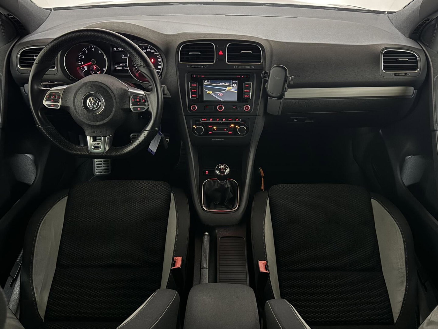 Volkswagen Golf 1.4 TSI R-Line Edition Navi Cruise PDC NAP