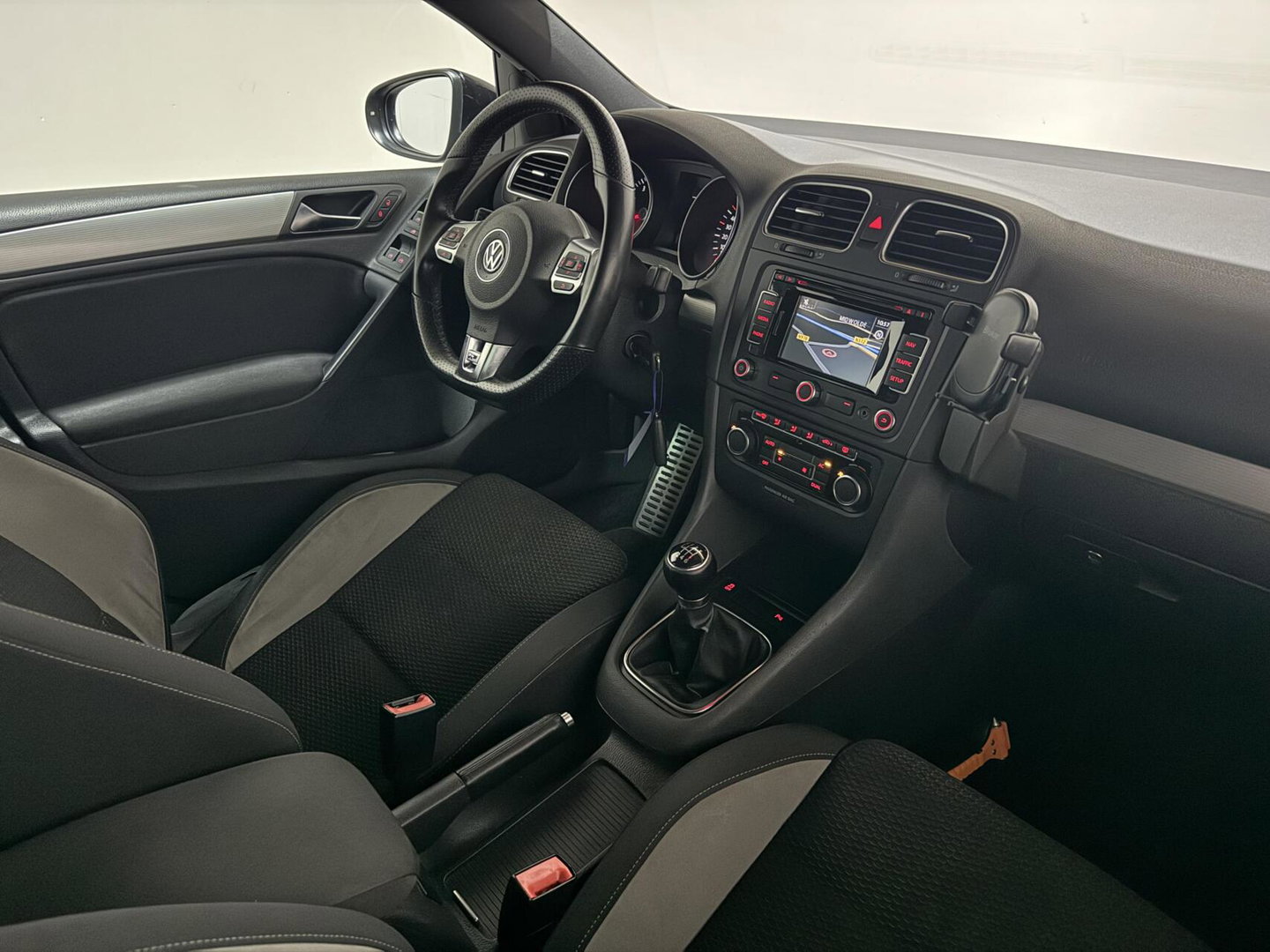Volkswagen Golf 1.4 TSI R-Line Edition Navi Cruise PDC NAP