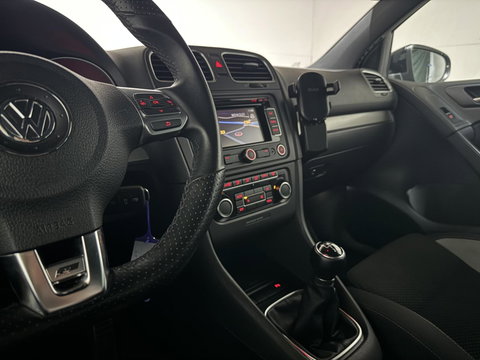Volkswagen Golf 1.4 TSI R-Line Edition Navi Cruise PDC NAP