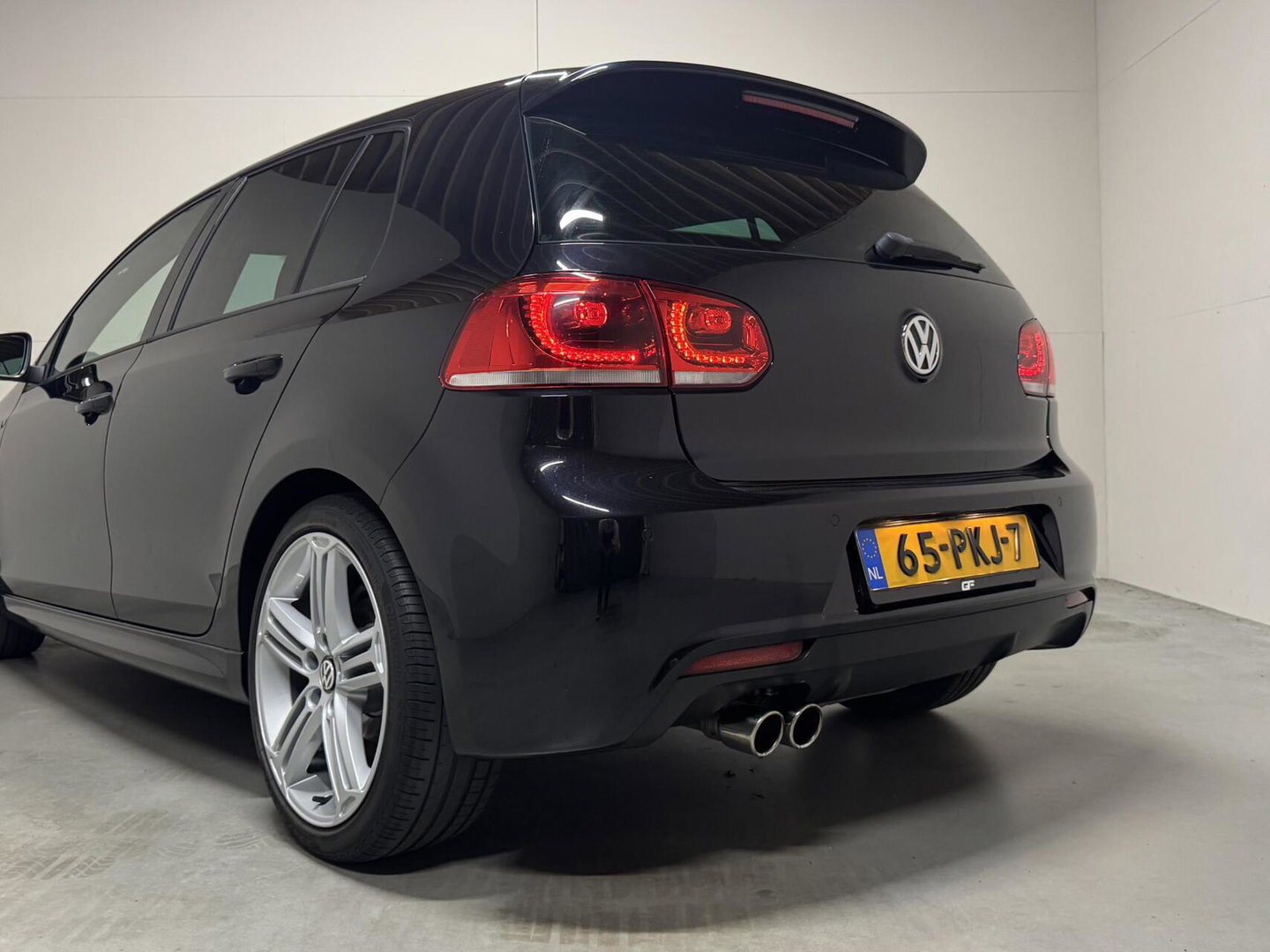 Volkswagen Golf 1.4 TSI R-Line Edition Navi Cruise PDC NAP