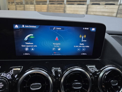 Mercedes-Benz B-Klasse 200 Business Solution AMG Navi Camera Trekhaak Clima Cruiise LM