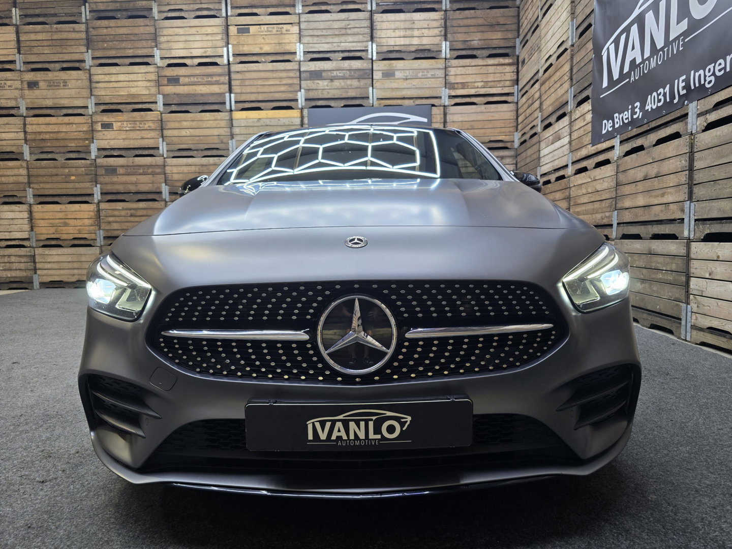 Mercedes-Benz B-Klasse 200 Business Solution AMG Navi Camera Trekhaak Clima Cruiise LM