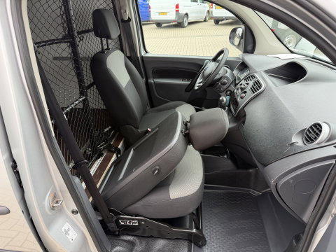 Renault Kangoo 1.5 dCi 90pk automaat Energy Comfort Maxi L2H1 / vaste prijs rijklaar € 11.950 ex btw / lease vanaf € 256 / airco / zilver metallic / pdc achter ! / euro 6