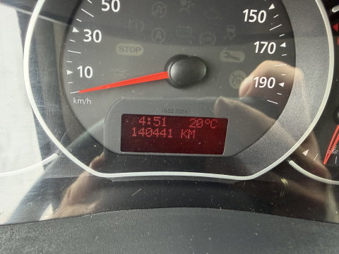 Renault Kangoo 1.5 dCi 90pk automaat Energy Comfort Maxi L2H1 / vaste prijs rijklaar € 11.950 ex btw / lease vanaf € 256 / airco / zilver metallic / pdc achter ! / euro 6