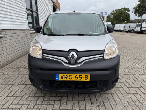Renault Kangoo 1.5 dCi 90pk automaat Energy Comfort Maxi L2H1 / vaste prijs rijklaar € 11.950 ex btw / lease vanaf € 256 / airco / zilver metallic / pdc achter ! / euro 6