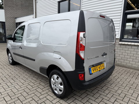 Renault Kangoo 1.5 dCi 90pk automaat Energy Comfort Maxi L2H1 / vaste prijs rijklaar € 11.950 ex btw / lease vanaf € 256 / airco / zilver metallic / pdc achter ! / euro 6