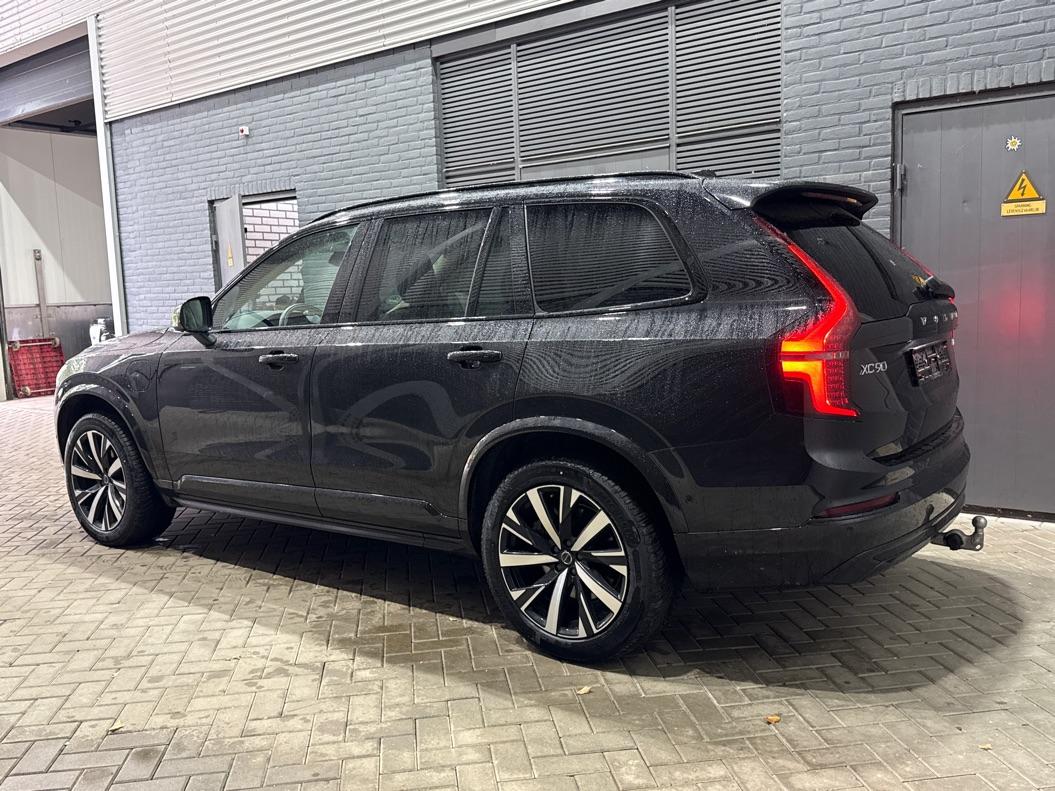 Volvo XC90 T8 Ultra Dark | Bowers&Wilkins | Stoelventilatie | Trekhaak | Panoramadak | 360° Camera | Massage | Head-Up | ACC