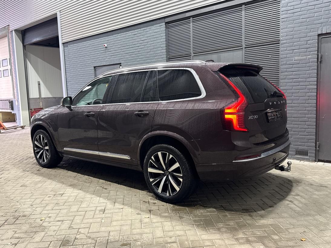 Volvo XC90 T8 Ultra Bright | Bowers&Wilkins | Stoelventilatie | Trekhaak | Panoramadak | 360° Camera | Massage | Head-Up | ACC