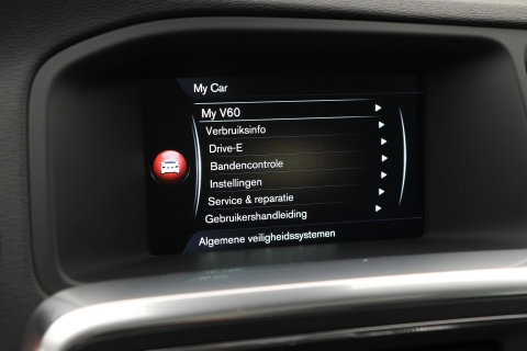 Volvo V60 Cross Country 2.0 D4 Summum | Zie omschrijving | ACC | Schuif-/kanteldak | BLIS | Trekhaak | Keyless | Standkachel | Memory