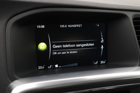 Volvo V60 Cross Country 2.0 D4 Summum | Zie omschrijving | ACC | Schuif-/kanteldak | BLIS | Trekhaak | Keyless | Standkachel | Memory