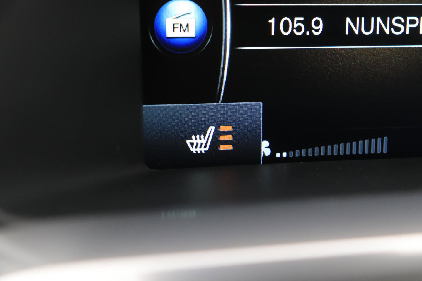 Volvo V60 Cross Country 2.0 D4 Summum | Zie omschrijving | ACC | Schuif-/kanteldak | BLIS | Trekhaak | Keyless | Standkachel | Memory