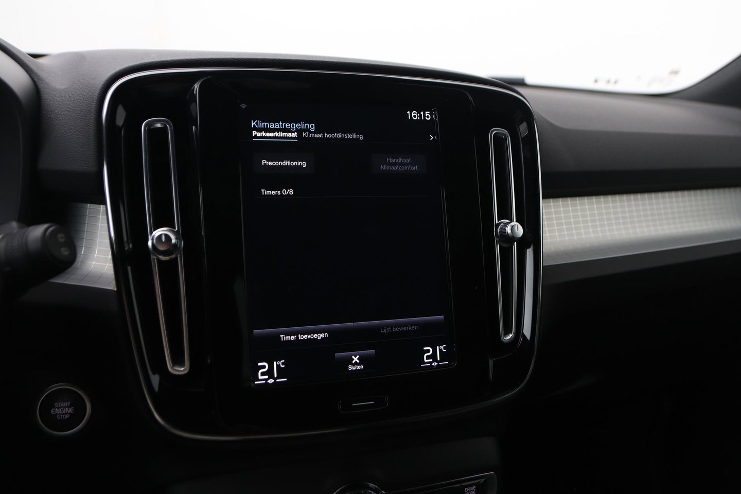 Volvo XC40 T4 Recharge Inscription | Trekhaak | Standkachel | Apple CarPlay | LED | Digitaal Cockpit | PDC | 18 Inch