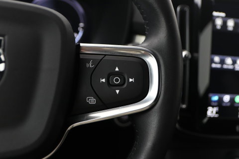 Volvo XC40 T4 Recharge Inscription | Trekhaak | Standkachel | Apple CarPlay | LED | Digitaal Cockpit | PDC | 18 Inch