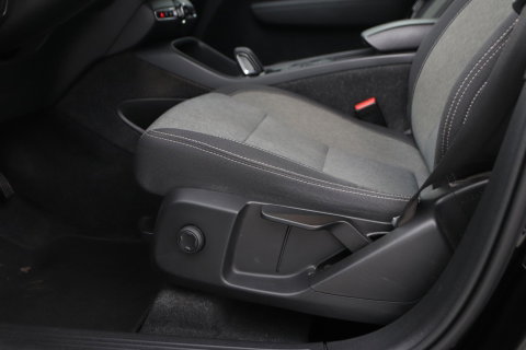 Volvo XC40 T4 Recharge Inscription | Trekhaak | Standkachel | Apple CarPlay | LED | Digitaal Cockpit | PDC | 18 Inch
