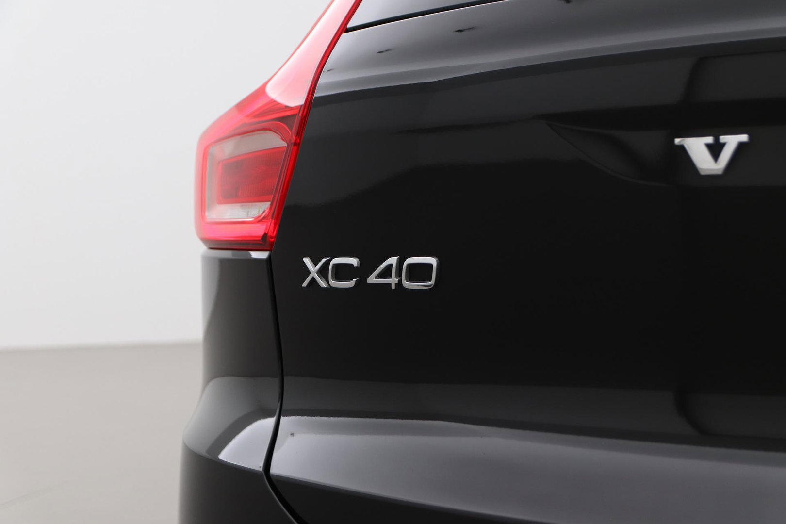 Volvo XC40 T4 Recharge Inscription | Trekhaak | Standkachel | Apple CarPlay | LED | Digitaal Cockpit | PDC | 18 Inch