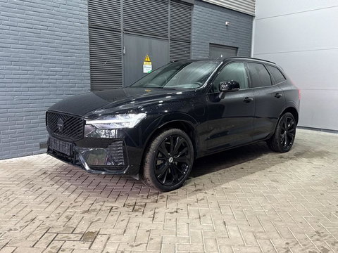 Volvo XC60 T8 Plus Black Edition | Harman/Kardon | Trekhaak | Panoramadak | 360° Camera | Head-Up | Pilot Assist | 21 Inch