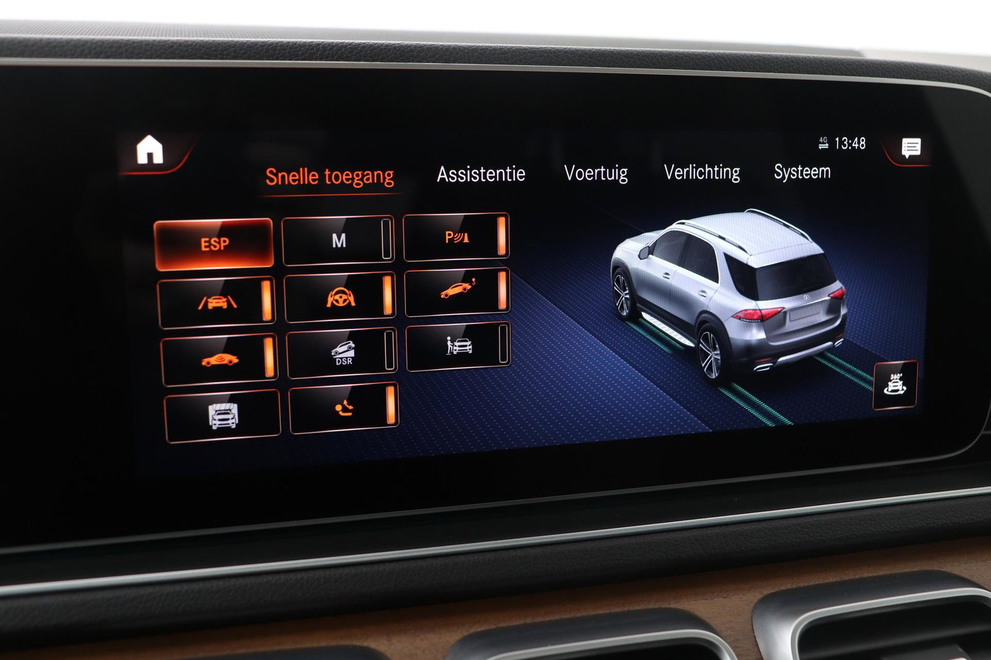 Mercedes-Benz GLE 350 de 4MATIC Premium Plus | Burmester | Panoramadak | Luchtvering | BLIS | Nightpakket | Trekhaak | ACC