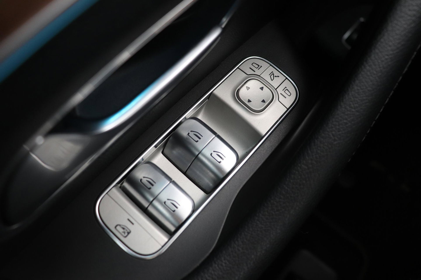 Mercedes-Benz GLE 350 de 4MATIC Premium Plus | Burmester | Panoramadak | Luchtvering | BLIS | Nightpakket | Trekhaak | ACC