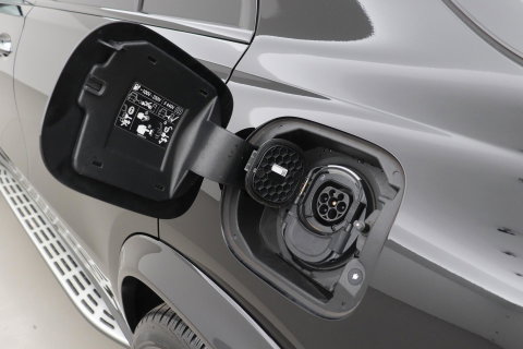 Mercedes-Benz GLE 350 de 4MATIC Premium Plus | Burmester | Panoramadak | Luchtvering | BLIS | Nightpakket | Trekhaak | ACC