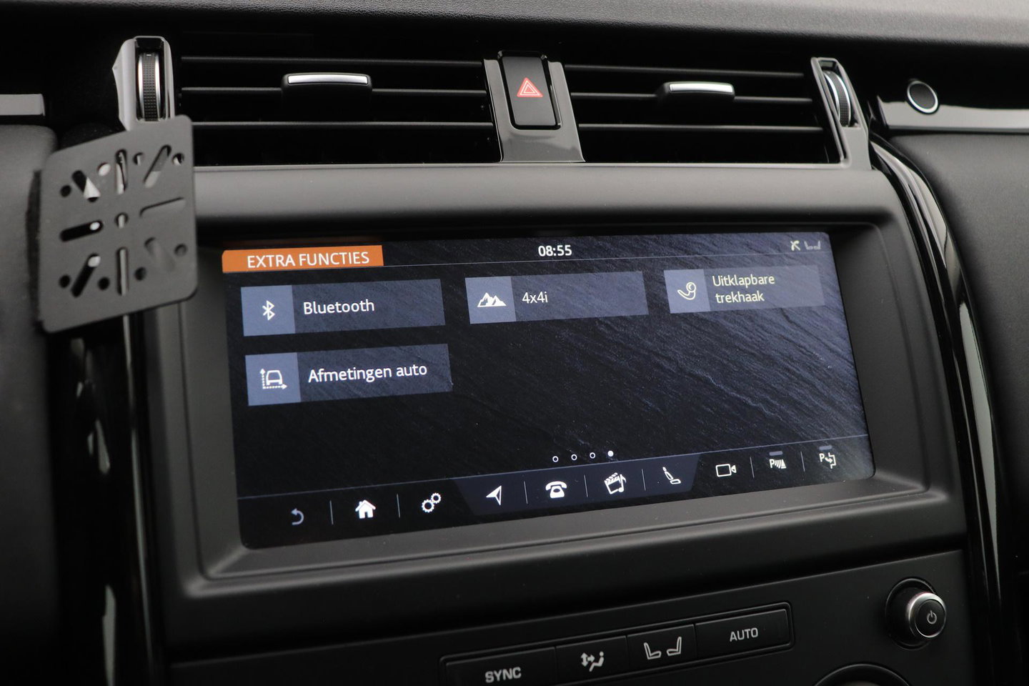 Land Rover Discovery 3.0 Sd6 SE | GRIJS KENTEKEN | Luchtvering | Trekhaak | Stoel+Stuurverwarming | BLIS | Camera | ACC