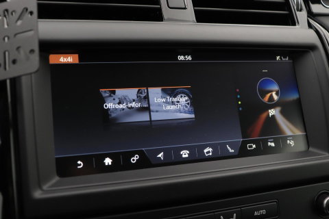 Land Rover Discovery 3.0 Sd6 SE | GRIJS KENTEKEN | Luchtvering | Trekhaak | Stoel+Stuurverwarming | BLIS | Camera | ACC